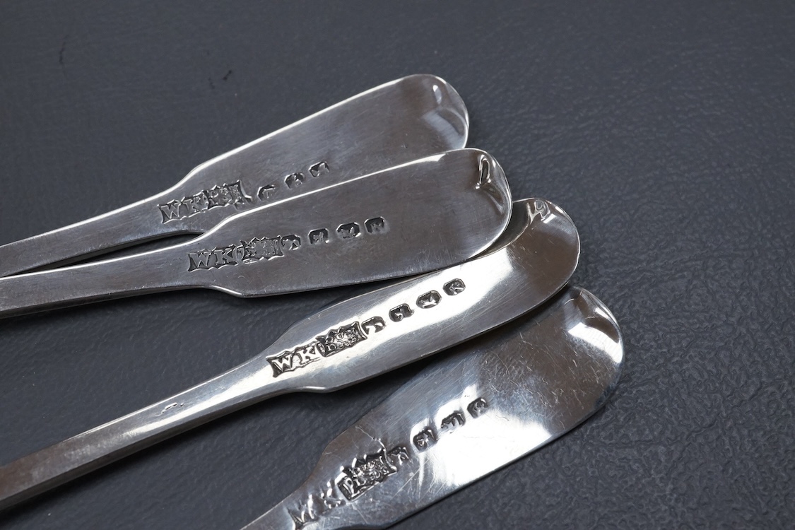 A set of four early 19th century Scottish provincial silver fiddle pattern teaspoons, by William Kermath, Dundee, circa 1830, 13.6cm, 74 grams.